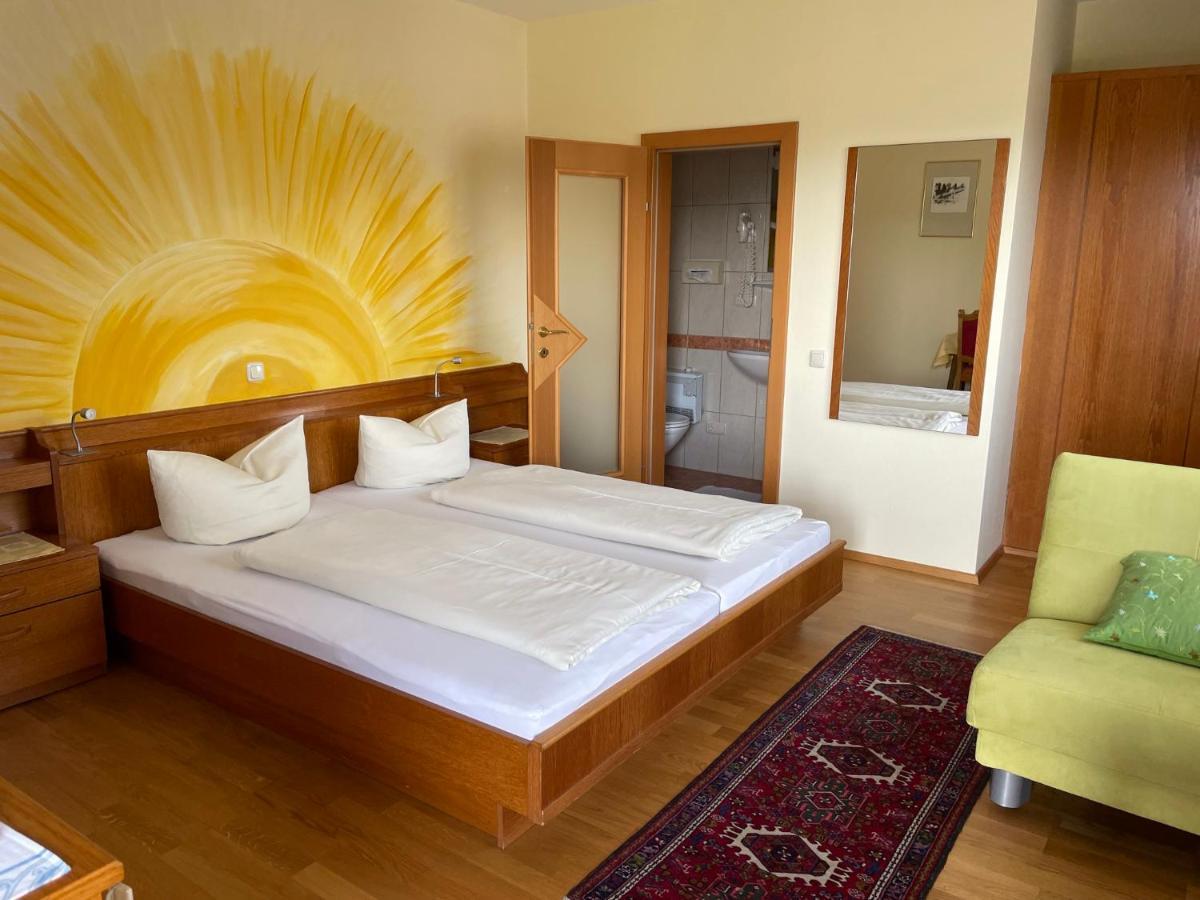 Landhaus Lassnig Мосбург Екстериор снимка