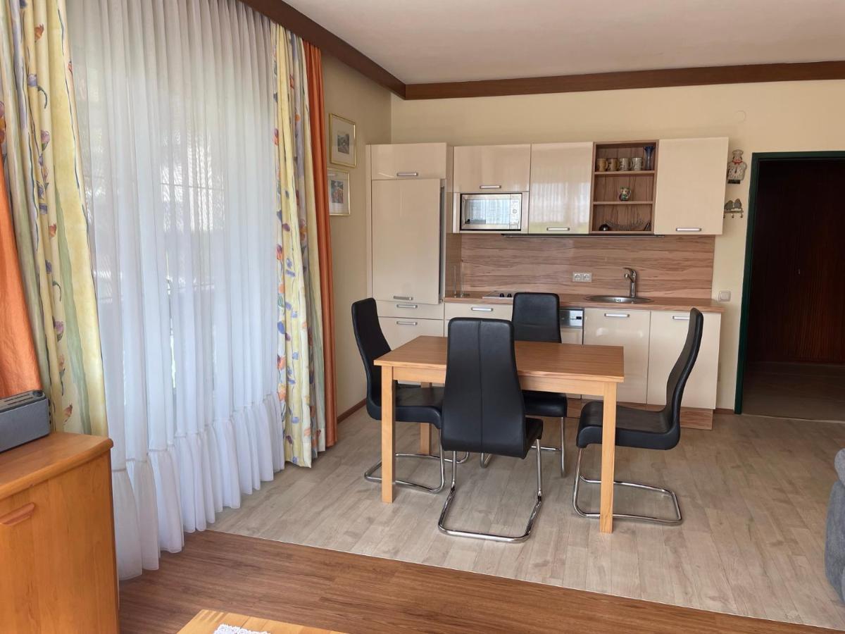 Landhaus Lassnig Мосбург Екстериор снимка